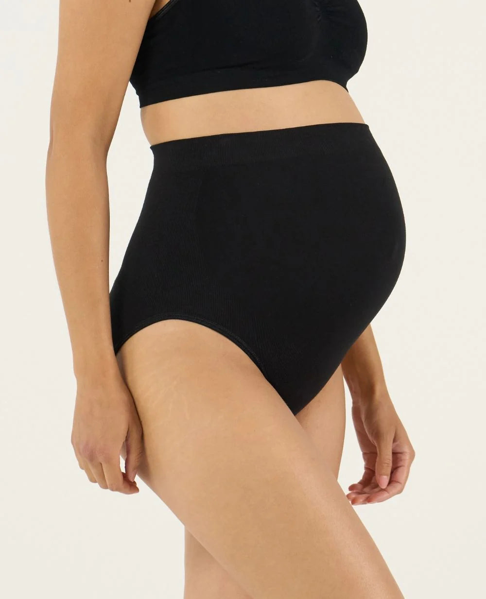 RestingBelly Seamless Maternity Maxi Brief in Black