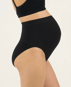 Full-coverage maternity maxi brief in Black